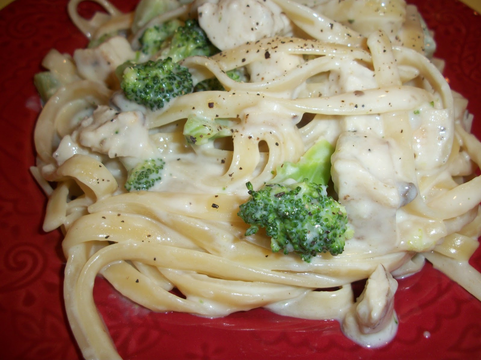 Easy Chicken Broccoli Alfredo